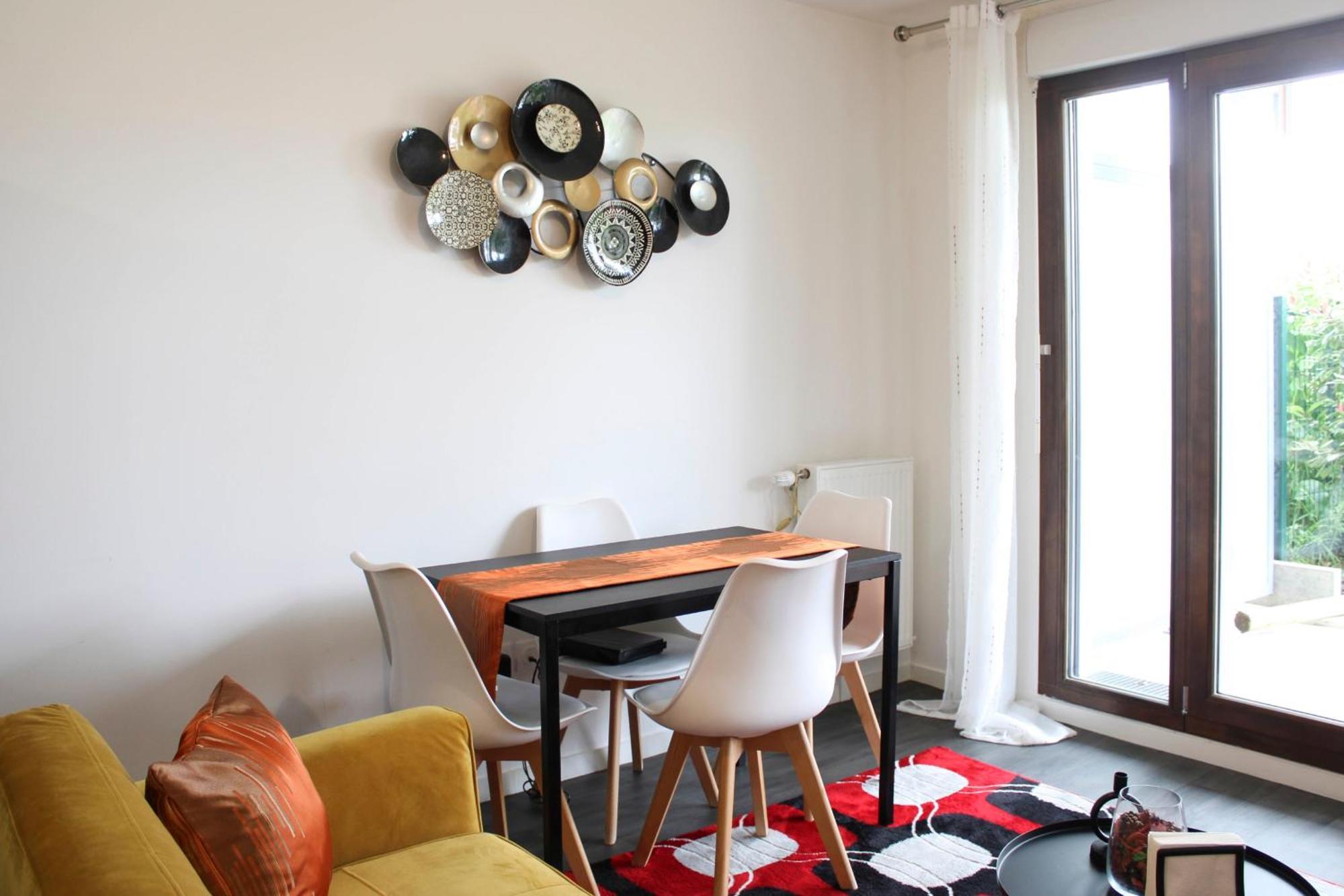 Apartmán Charming T2 Near The Basilica Of Saint-Denis Exteriér fotografie